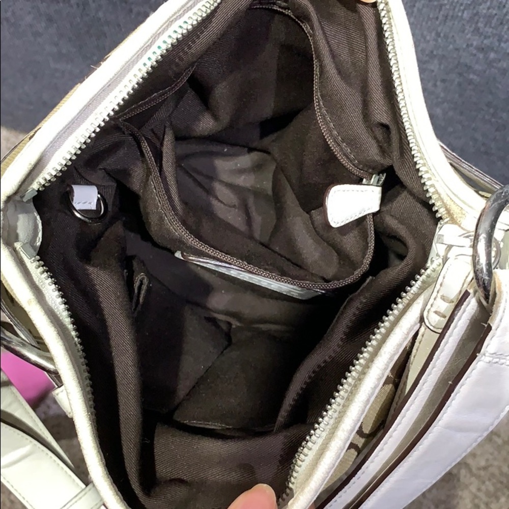 Coach purse! - Picture 6 of 6